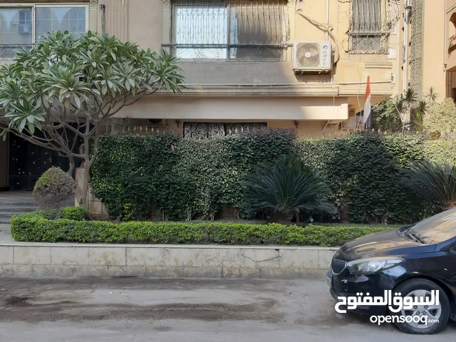 150 m2 3 Bedrooms Apartments for Rent in Cairo Maadi