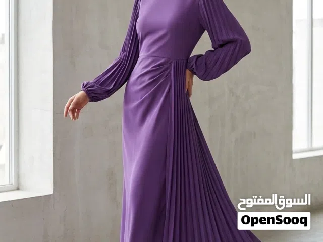 فستان بنفسجي