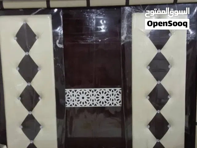 دولاب غرفة نوم خشب ماليزي (مستعمل بحالة ممتازة) للبيع