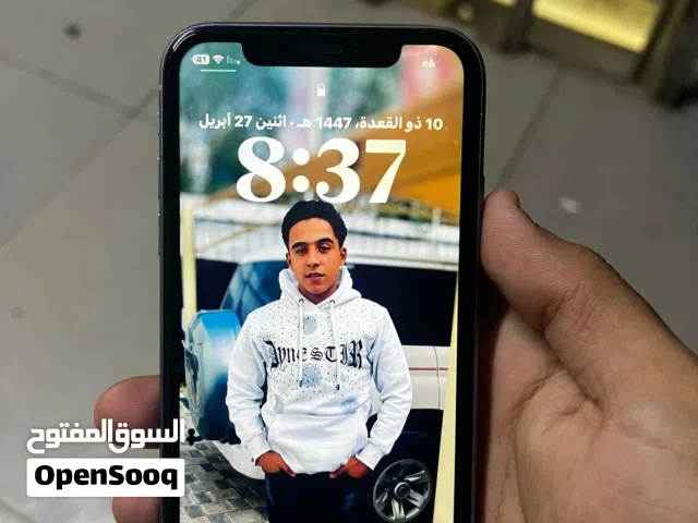 iPhone 11بحاله جيده