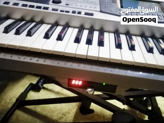 اورغ ياماها 1000 مع استاند ومحمول وشنطه وفلوبي