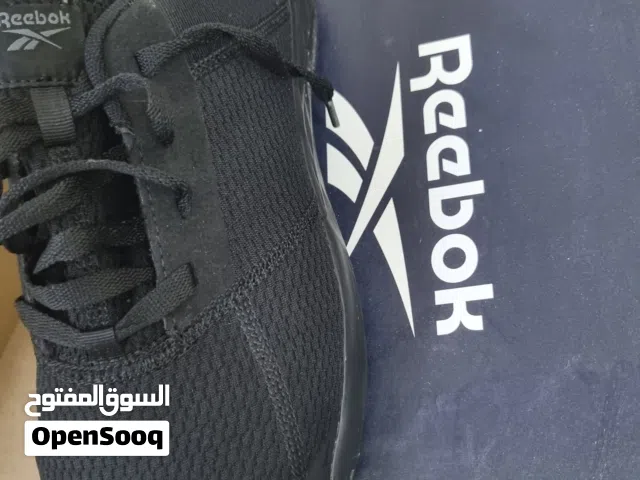 احذية رياضية اصلية للبيع قياس 45