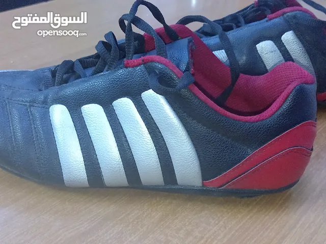 43.5 Sport Shoes in Amman