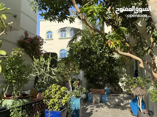 Qurm townhouse for rent 5+1BDR