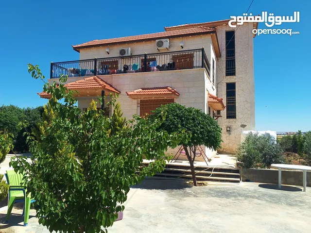270 m2 More than 6 bedrooms Townhouse for Sale in Ramtha Romtha