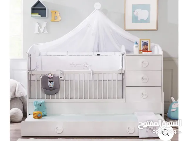 سرير اطفال جديد غير مستعمل