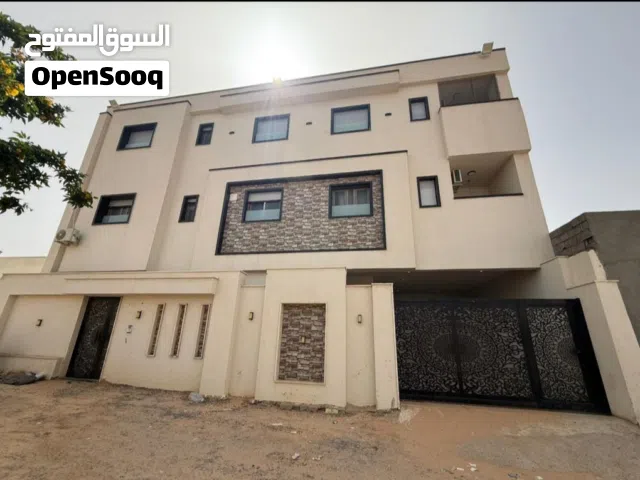 الله يبارك مشروع استثماري للبيع ويمكن اجاره لمدة خمسة سنوات حال تم الاتفاق وبسعر مناسب فرصة جدا