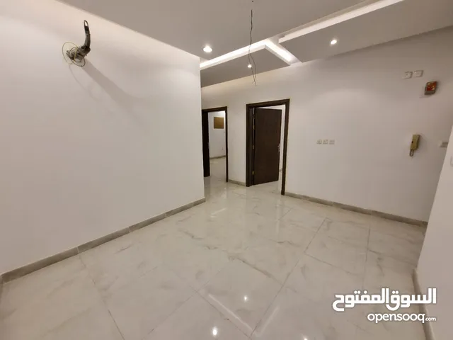 300 m2 3 Bedrooms Apartments for Rent in Al Riyadh Dhahrat Laban