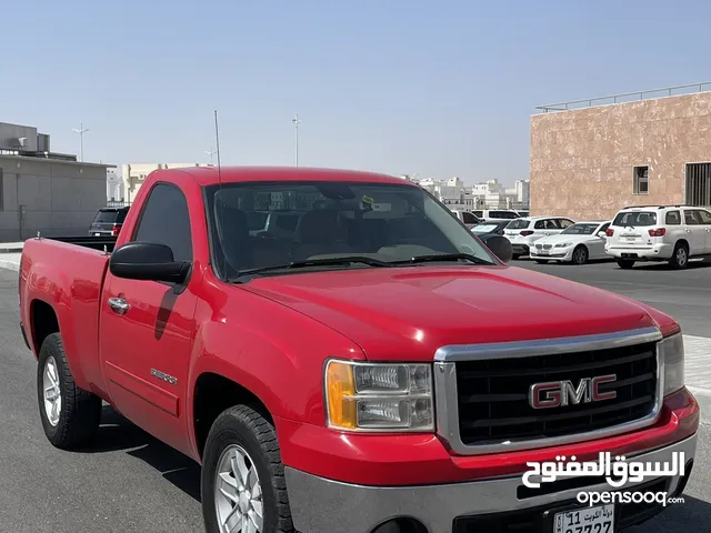 Used GMC Sierra in Al Jahra