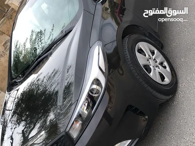 Sedan Kia in Amman