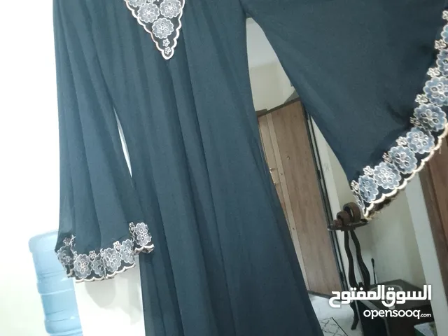عباية وقفطان اسعار مختلفة