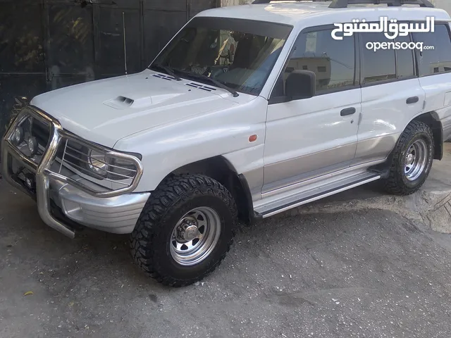 Used Mitsubishi Pajero in Hebron