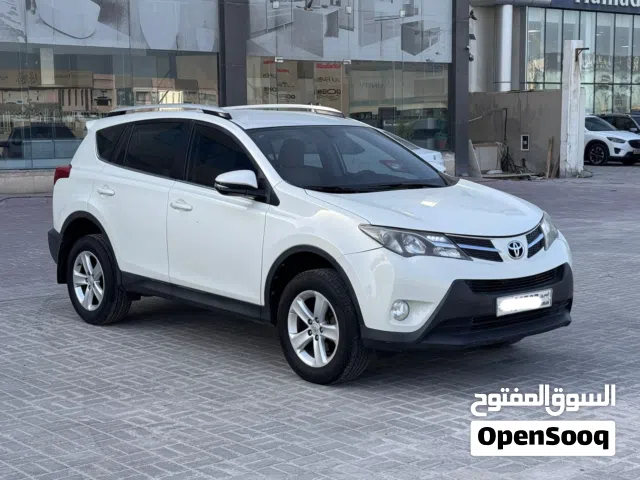 Toyota Rav-4 / 2014 (White)
