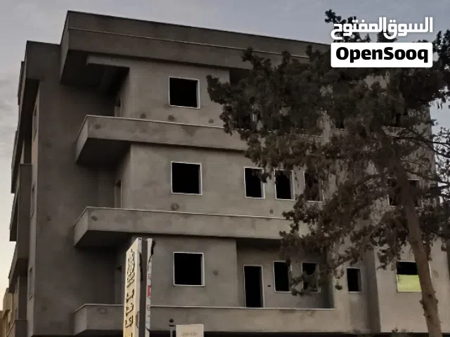 مبنى تجاري للإيجار ( مصحة/مركز تعليمي/مركز تجاري)