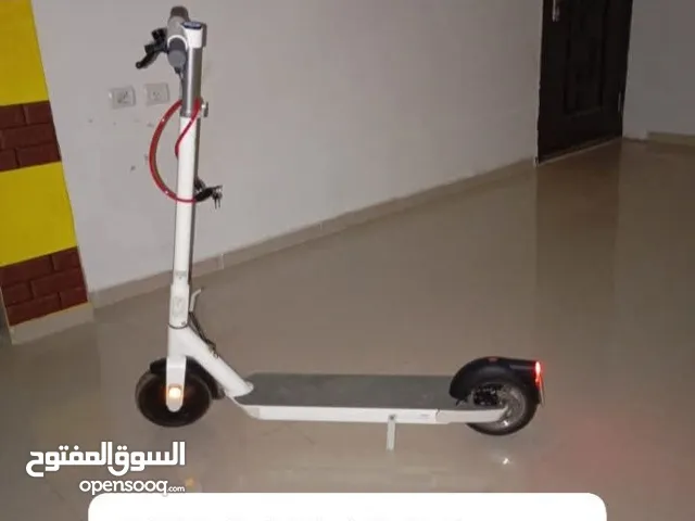 سكوتر كهرباء نوع اوكاي مع شاشه تحكم