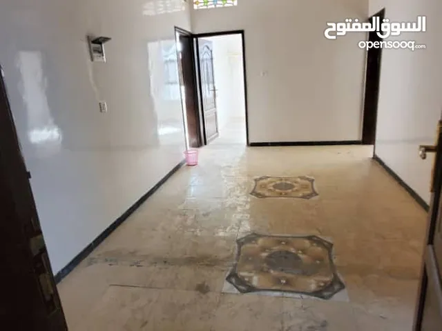 400 m2 4 Bedrooms Apartments for Rent in Sana'a Moein District