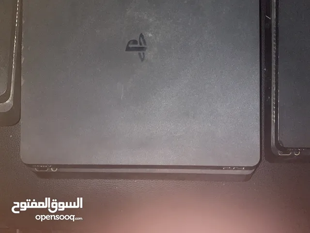 PlayStation 4 1 teraمع يد اصلية