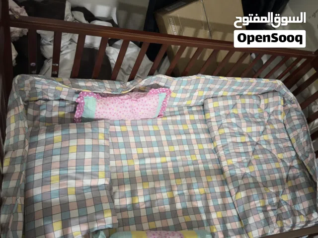 سرير أطفال