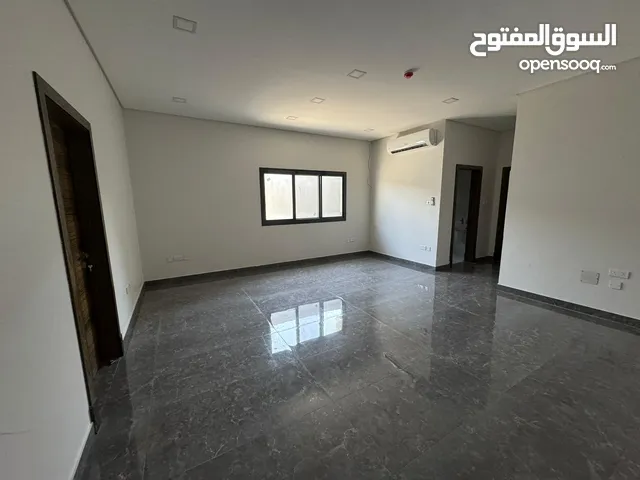 للايجار شقة في بوكوارة مدخل خاص