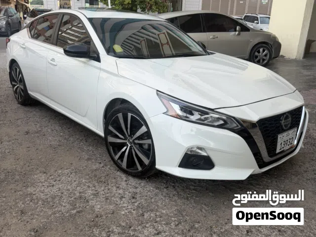 Used Nissan Altima in Abu Dhabi