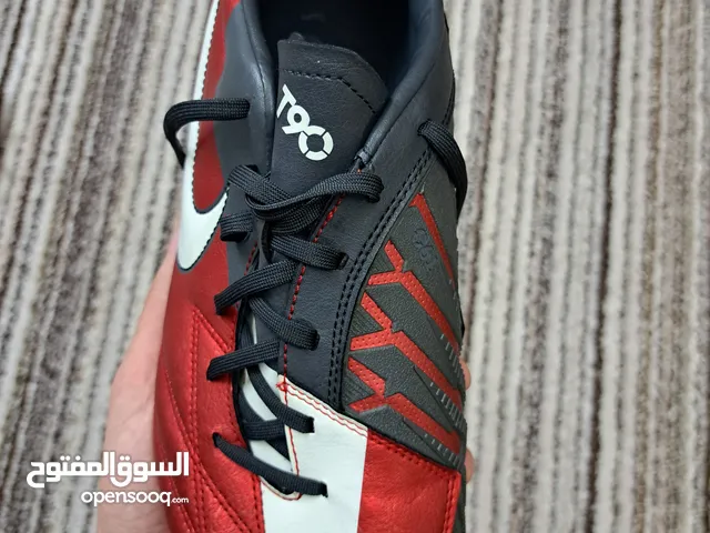 45 Sport Shoes in Amman