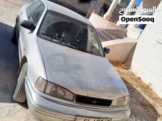 1993 هيونداي النترا GL