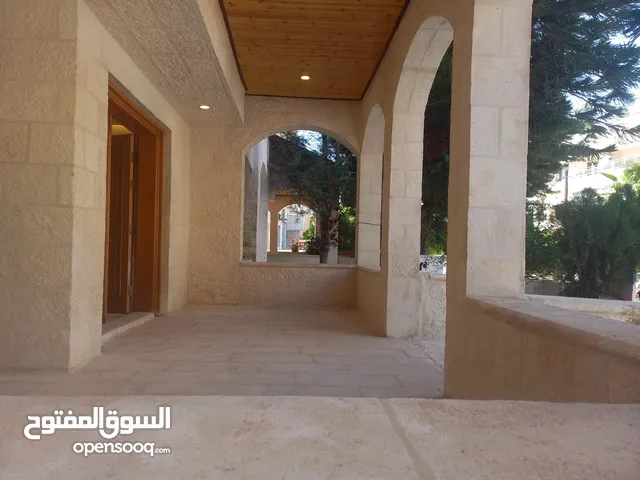 200 m2 3 Bedrooms Apartments for Rent in Amman Abdoun Al Shamali