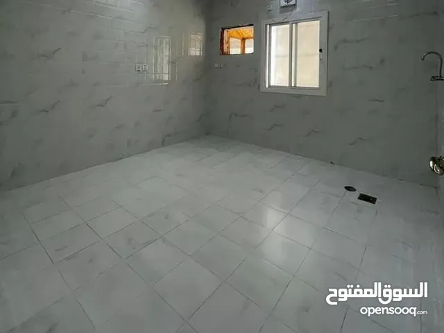 160 m2 4 Bedrooms Apartments for Rent in Al Madinah Alaaziziyah
