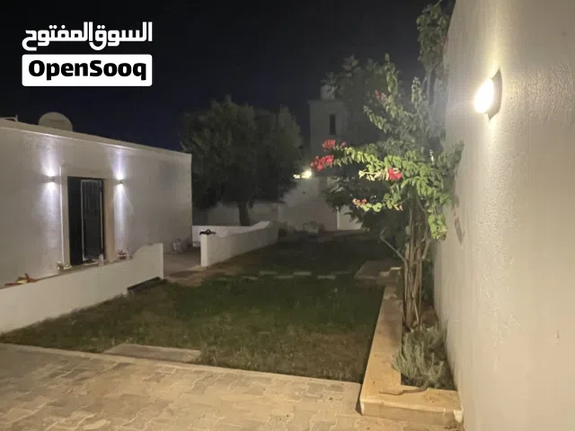100 m2 2 Bedrooms Townhouse for Rent in Benghazi Qawarsheh
