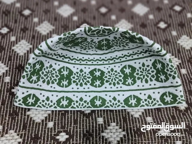 كمة خياطة عمانية لون اخضر غامق القياس 11 وربع