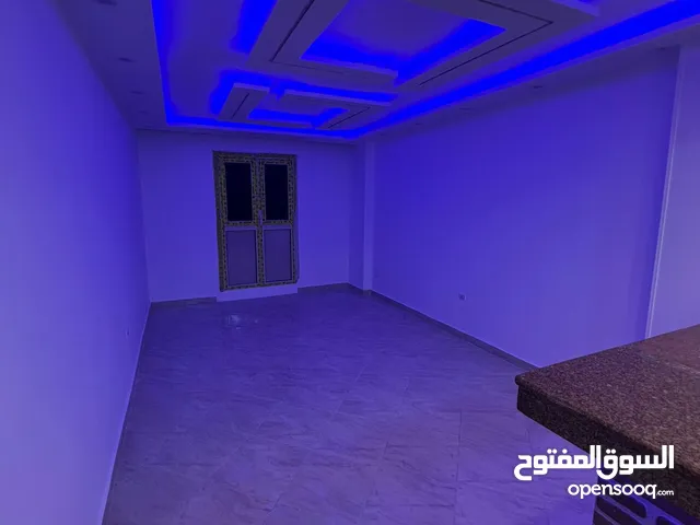 135 m2 3 Bedrooms Apartments for Sale in Giza Haram
