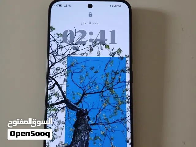 هاتف هونر 400 5G للبيع بحالة ممتازة وبمساحة 256 قيقا و 24 قيقا رام مع كامل الملحقات الشاحن والكرتون