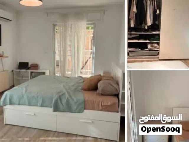 غرفة نوم ايكيا سرير مع خزانه 550 دينار