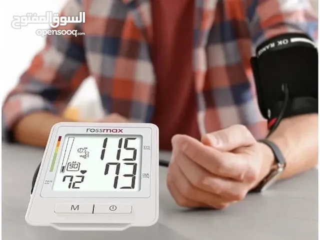 جهاز قياس ضغط الدم وقلب