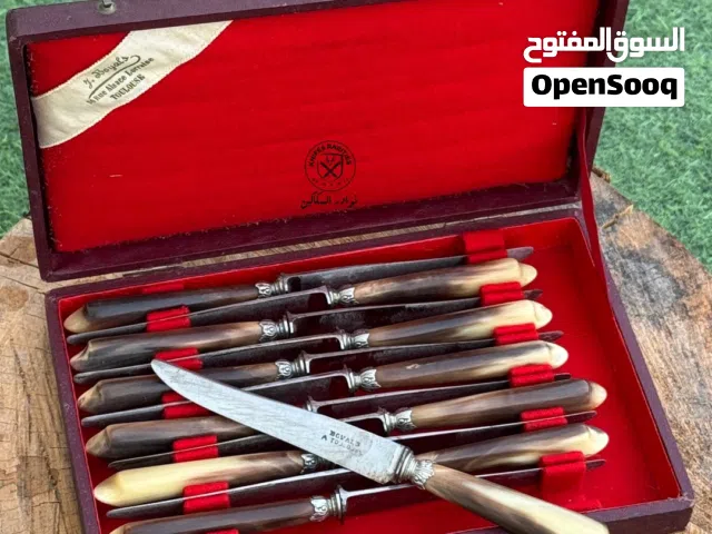 سكاكين فرنسيه صناعه قديمه جدا بمقبض قرن زراف هندي