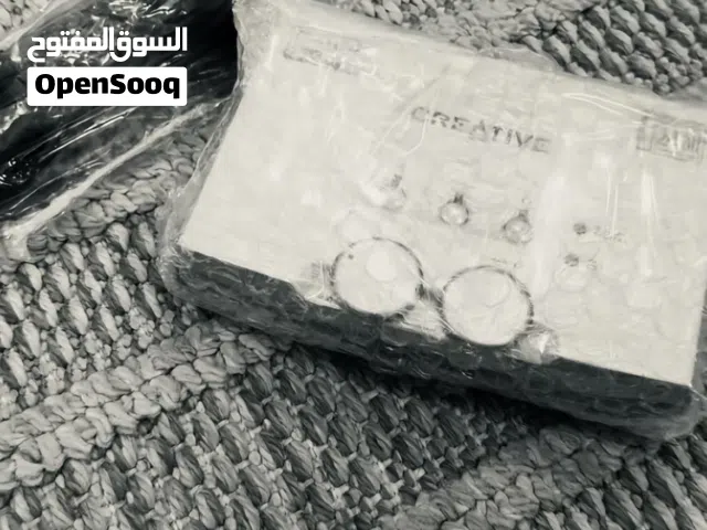 مطلوب كرت فضي نظيف السعر 40د