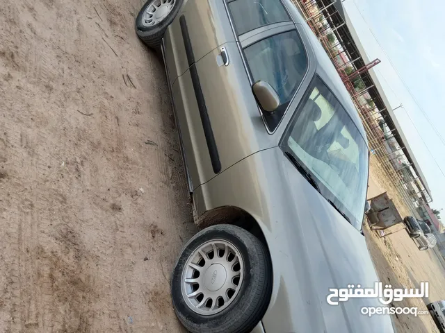 Used Ford Crown Victoria in Farwaniya