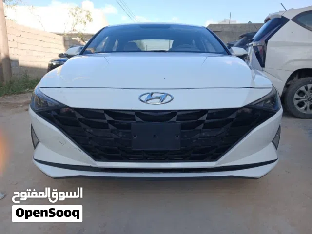 2023 Hyundai Elantra GL