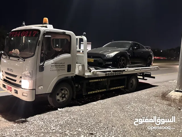 Tow Truck Isuzu 2021 in Muscat