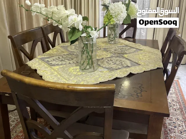 طاوله طعام مع 6 كراسي بخاله ممتازه جدا