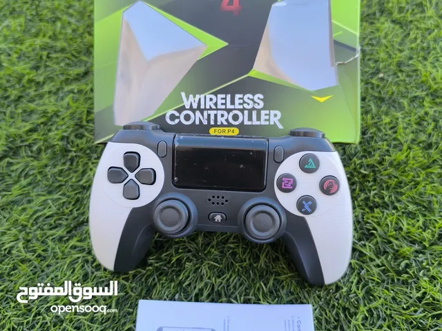 أجهزة تحكم بلايستيشن 4 جودة ممتازة جدا ( درجة اولئ و اجهزة فخمة)
