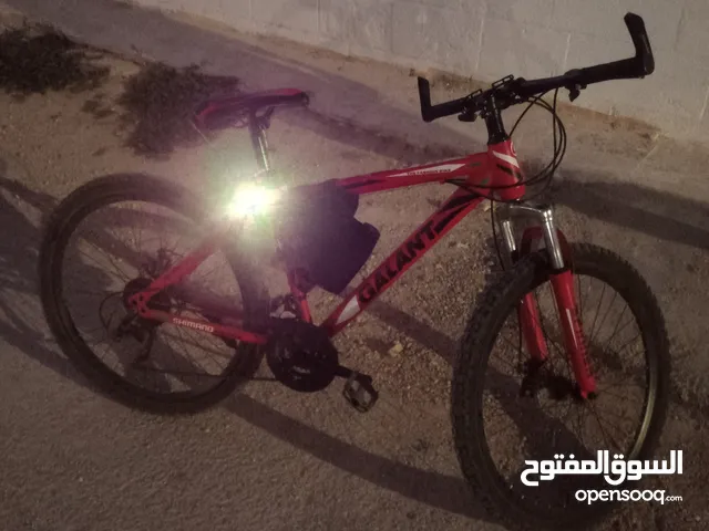 دراجة هوائيه للبيع مستعمل لعدة اشهر فقط دراجة هوائيه للبيع مستعمل لعدة اشهر فقط