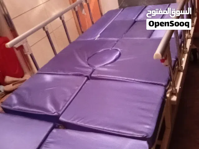 سرير طبي تخت