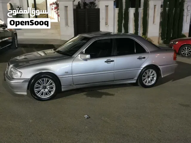 1998 مرسيدس بنز الفئة-C C 200