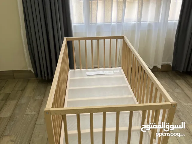 اثاث حضانة اطفال راقيه وباسعار مغريه جدا جديده وبعضها شبه مستعمل