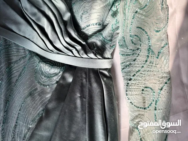 فستان عرس بجننن يلس بحب يتوصل معي اجمل فستان ممكن تاخذيه