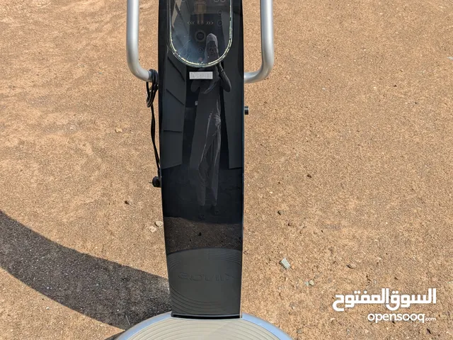 For Sale: SONIX WBV Machine Whole Body Vibration Exercise Machine Excellent condition