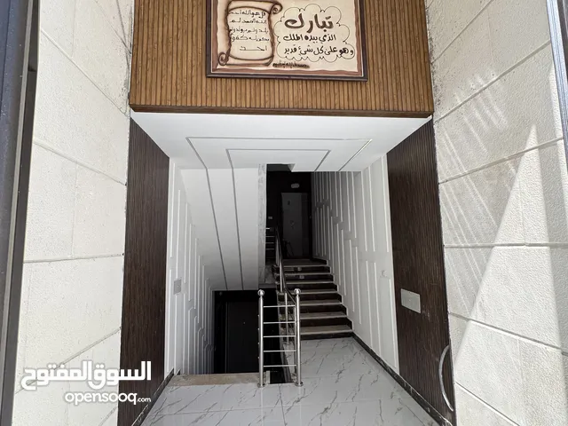 170 m2 3 Bedrooms Apartments for Sale in Amman Jubaiha