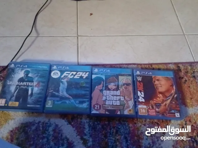Sony 4 100% working with 4 games and controller سوني 4 مستعمل شغال 100٪ مع 4 العاب و يد تحكم