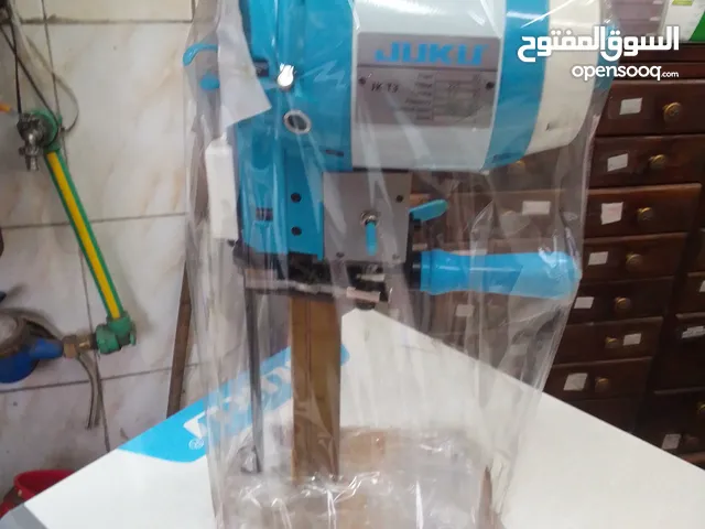 مقص دار 10بوصة ومعاه ضمان سنتين ضمان الشركه يوجد شحن /جديده بالكرتونه وعلى قد ايدك والسعر حكايه